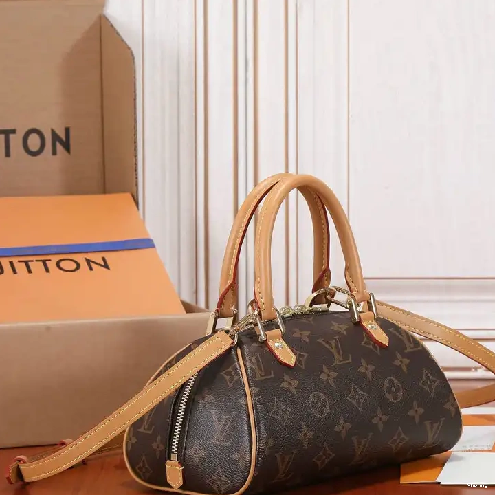2207YA0003 LV Bag 0712